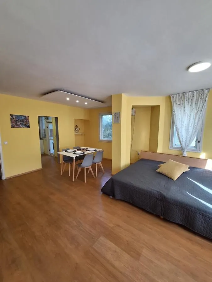 Top Location Harmony Apartment By Hostex Varna Bulgaria